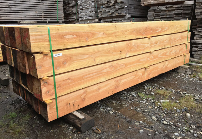 Madera de pino oregón aserrada — Maderas Fresard