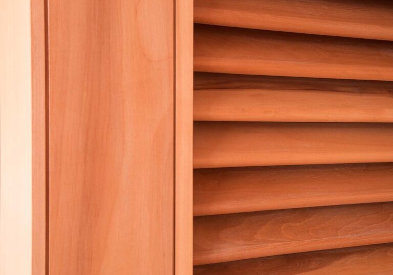 Celosía de madera elaborada a medida